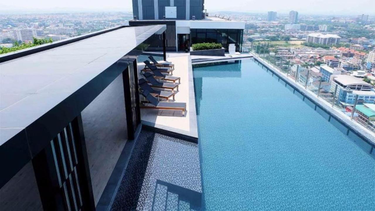 Apartament The Base Infinity Pattaya Zewnętrze zdjęcie